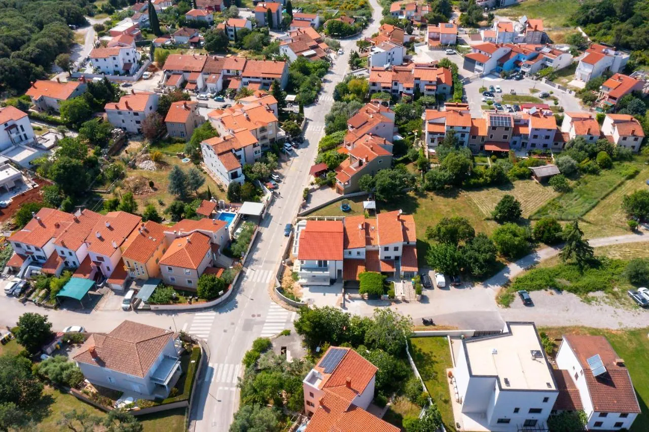 Apartments Lora Pula